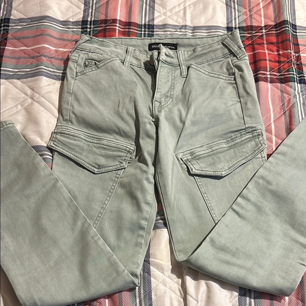 TRUE RELIGION- Palladium Light Green Cargo Pants
